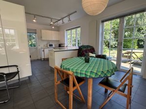 Photo 11- click for photo gallery